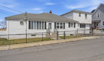 16 Brown St, North Providence, RI 02904