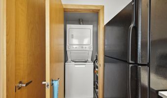 111 N Hamilton St 202, Madison, WI 53703
