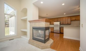 719 Clayton Corners Dr, Ballwin, MO 63011