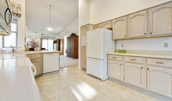 23729 S PLEASANT Way 37, Sun Lakes, AZ 85248