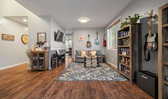 2504 Laura Vista Dr NW, Albany, OR 97321