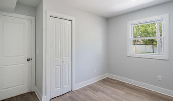 70 Mallard Rd, Bayville, NJ 08721