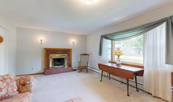 8 Fahi Pond Rd, Anson, ME 04958