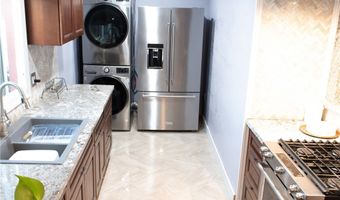 1831 W 68th St, Los Angeles, CA 90047