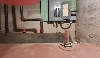 117 7th St, Acton, ME 04001
