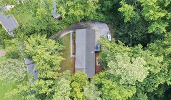 204 Cold Creek Dr, Alpharetta, GA 30009