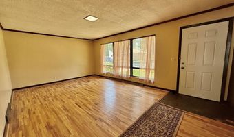 1201 Frank Hall Dr, Albert Lea, MN 56007
