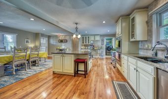 1108 Mildred Dr, Alcoa, TN 37701