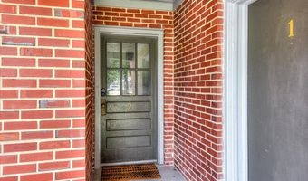 222 Newberry St NW, Aiken, SC 29801
