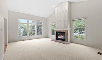 4870 LYTHAM Ln, Ann Arbor, MI 48103