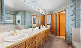 853 Racquet Ln, Boulder, CO 80303