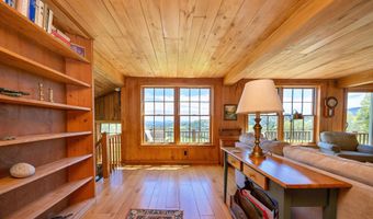 57 Darling Ln, Barnet, VT 05821