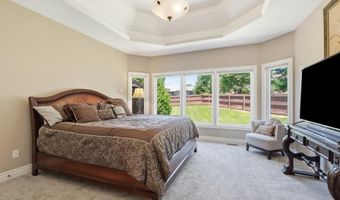 15586 Cedar Ln, Basehor, KS 66007