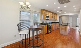 7215 CLAIBORNE Ct, Arabi, LA 70032