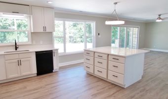 7 CHRISTOPHER Way, Anniston, AL 36207