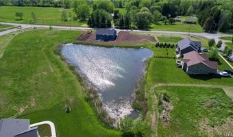 76 Jackson St, Akron, NY 14001