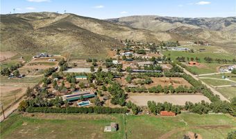 35728 Beauty Vista Ln, Agua Dulce, CA 91390
