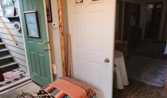 10 Badger Hollow Rd, Cascade, ID 83611