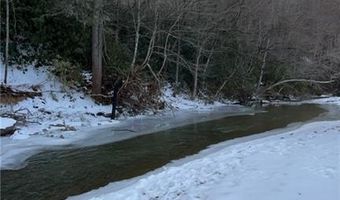 644 Teaster Valley Ln, Banner Elk, NC 28604