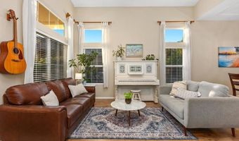 3297 Meadow Crest Pl, Escondido, CA 92027