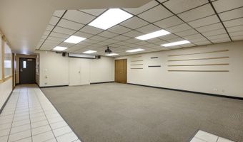 27 W530 High Lake Ave, Winfield, IL 60190