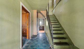 1427 Duss Ave, Ambridge, PA 15003