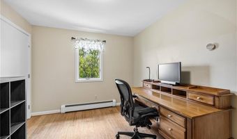11 Cove Rd, Narragansett, RI 02882