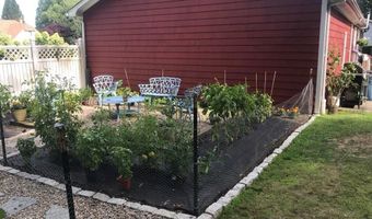 25 Beechnut Dr, Johnston, RI 02919