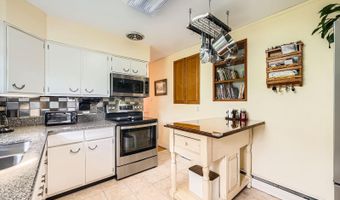 12105 LANHAM SEVERN Rd, Bowie, MD 20720