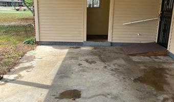301 Meadowlane Dr, Aberdeen, MS 39730