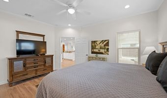 702 S BAY St, Aransas Pass, TX 78336