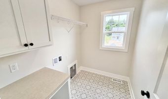 8345 Kettle Oak Dr SE, Alto, MI 49302