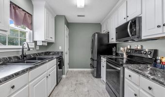 635 Shadow Dance Ln, Boiling Springs, SC 29316