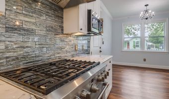400 John Baptiste St, Bay St. Louis, MS 39520