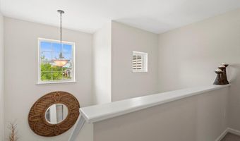 37 Governor Cir, Albany, NY 12208