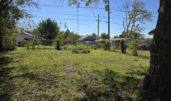 909 W 4th St, Bicknell, IN 47512