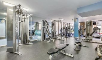118 MONROE St #211, Rockville, MD 20850