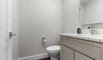 330 OAK HILL Ct, Antioch, IL 60002