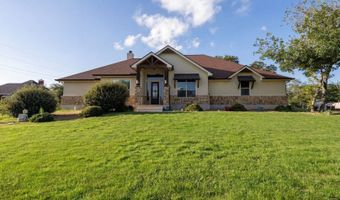 1009 Bluebonnet Ln, Adkins, TX 78101