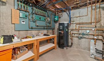45 Lloyd Bowen Ct, Glocester, RI 02814