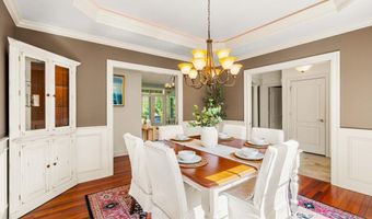 12 Amber Ln, Bedford, NH 03110