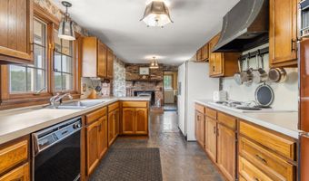 757 Hooksett Rd, Auburn, NH 03032