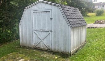 218 High St, Amsterdam, OH 43903