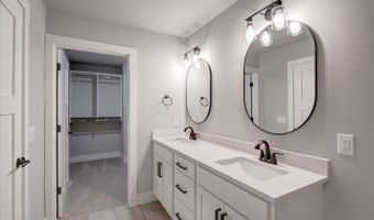 4872 Suelo Rd, Fitchburg, WI 53711