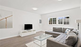 11822 Exposition Blvd, Los Angeles, CA 90064