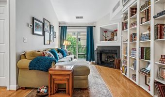 2330 14TH St N 407, Arlington, VA 22201