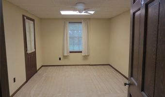 220 Lantern Ridge Ct, Alpharetta, GA 30009
