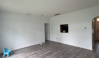 206 Meridian Gardens Ln, Indianapolis, IN 46217