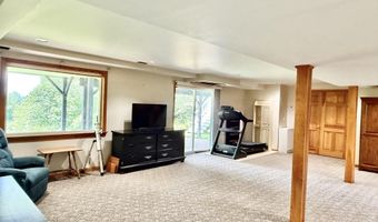 78 Wellington Dr, Chesterfield, NH 03462