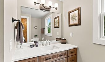 3235 Lakeview Dr, Allegan, MI 49010